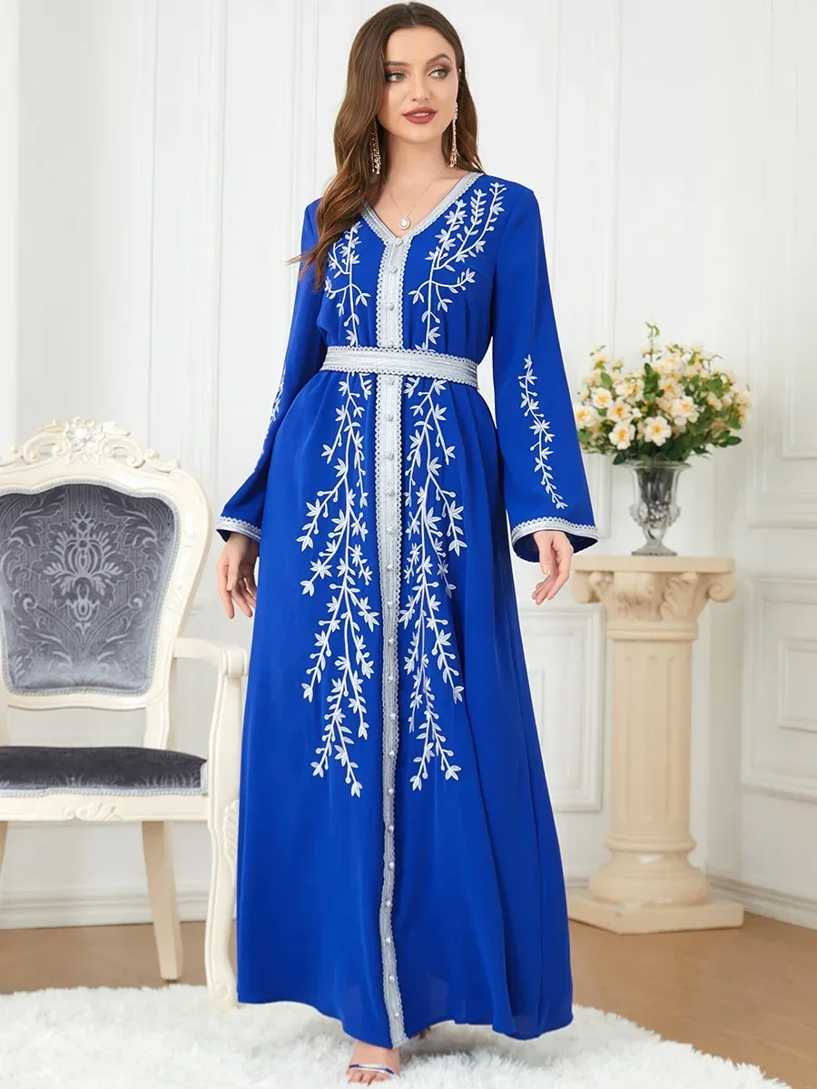 Robe marocaine brodée pour femmes musulmanes | Abayas Dubaï | Automne 2024 - image de produit 7